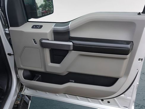 Used 2019 Ford F150 XLT w/ Equipment Group 302A Luxury image 30