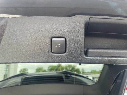 Used 2024 Ford Escape ST-Line w/ Tech Pack #1 AWD/4WD image 18