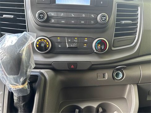 New 2025 Ford Transit 250 Low Roof image 23
