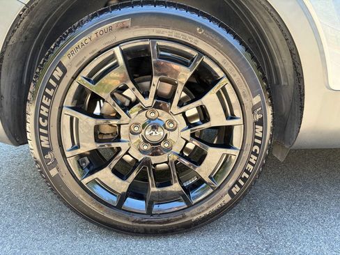 Used 2022 Kia Telluride SX w/ SX Prestige Package AWD/4WD image 9