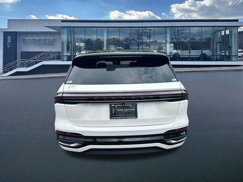 New 2026 Lincoln Nautilus Reserve AWD/4WD image 7