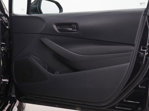 Used 2024 Toyota Corolla LE image 9