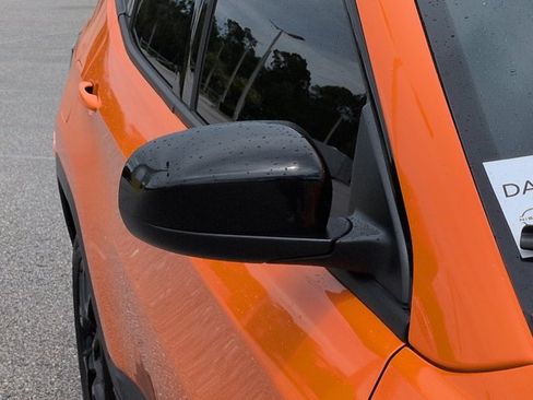 Used 2026 Jeep Compass Latitude AWD/4WD image 13