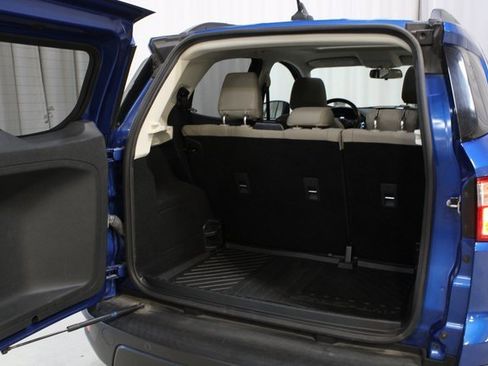 Used 2018 Ford EcoSport SE w/ SE Convenience Package image 32