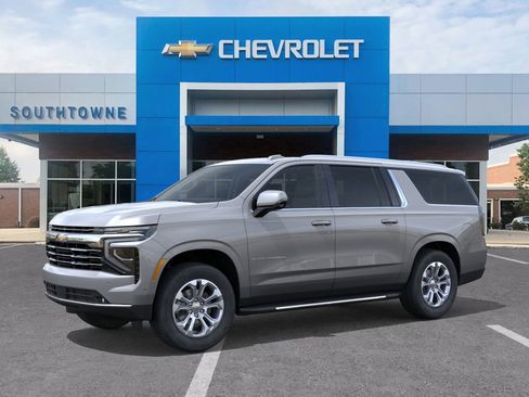 New 2026 Chevrolet Suburban LT w/ Comfort Package image 26