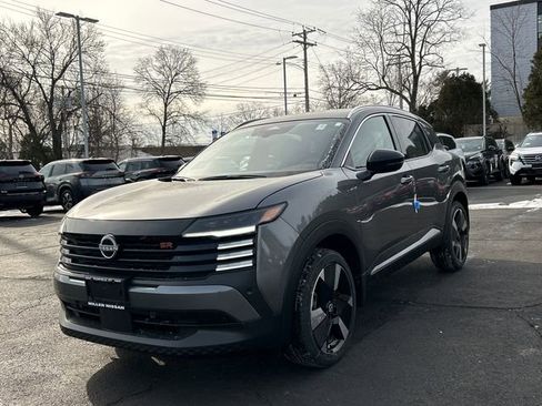 New 2026 Nissan Kicks SR w/ SR Premium Package image 5