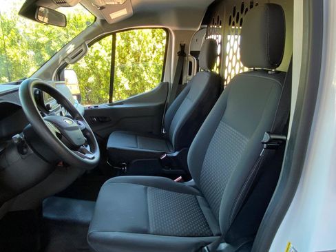 Used 2025 Ford Transit 250 Low Roof w/ Exterior Upgrade Package RWD image 25