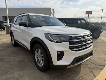 Used 2025 Ford Explorer Active w/ Active Comfort Package