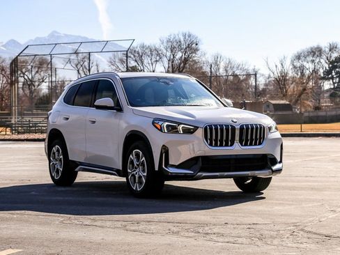 New 2026 BMW X1 xDrive28i w/ Convenience Package image 7
