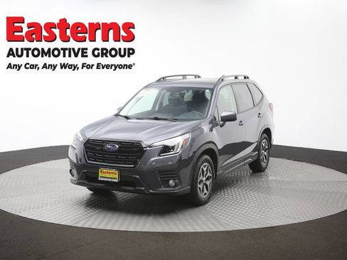 Used 2022 Subaru Forester Premium AWD/4WD image 58