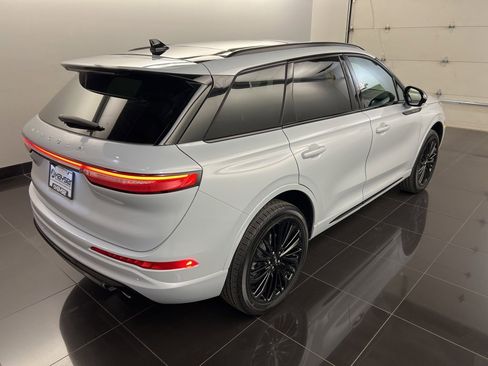 New 2026 Lincoln Corsair Reserve image 6