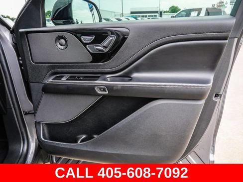 Used 2022 Lincoln Aviator Reserve w/ Equipment Group 201A AWD/4WD image 19