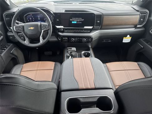 New 2026 Chevrolet Silverado 1500 High Country AWD/4WD image 13
