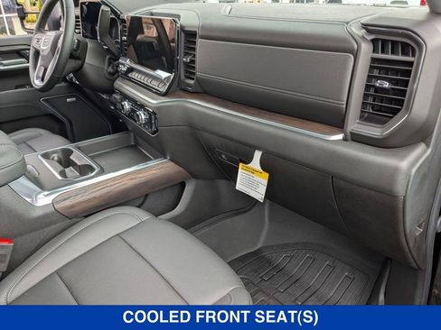 New 2025 GMC Sierra 2500 SLT w/ SLT Premium Package image 39