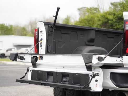 Used 2025 GMC Sierra 3500 Denali Ultimate image 46