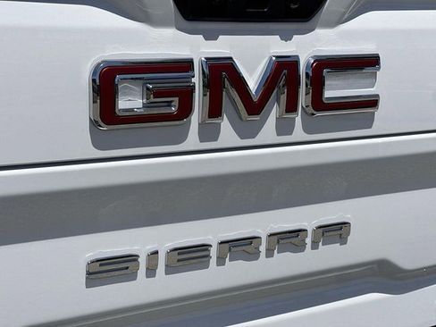 New 2026 GMC Sierra 2500 AT4X AWD/4WD image 28