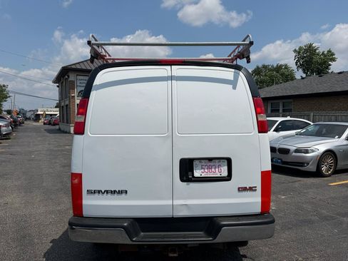 Used 2018 GMC Savana 3500 w/ Driver Convenience Package RWD image 4