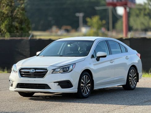 Used 2019 Subaru Legacy 2.5i Premium AWD/4WD image 6