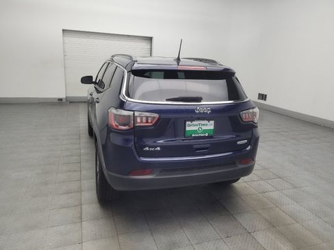 Used 2018 Jeep Compass Latitude w/ Popular Equipment Group AWD/4WD image 6