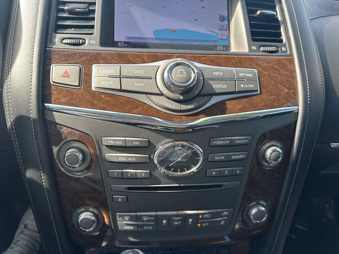 Used 2017 INFINITI QX80 4WD w/ Driver Assistance Package image 30