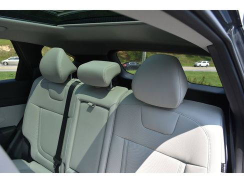 New 2025 Hyundai Tucson SEL image 30