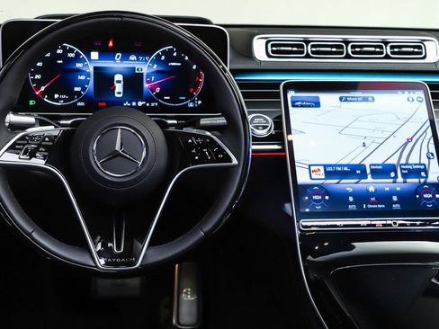 Certified 2024 Mercedes-Benz Maybach S 580 4MATIC image 16