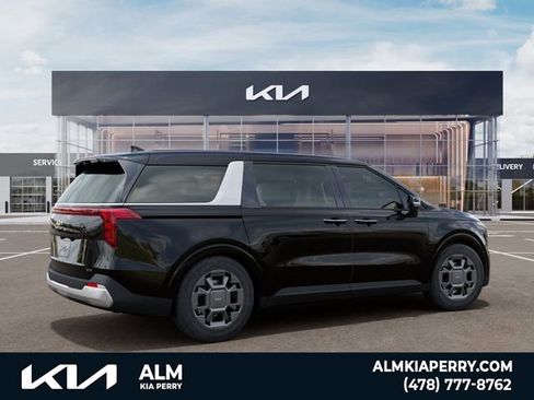 New 2026 Kia Carnival EX FWD image 6