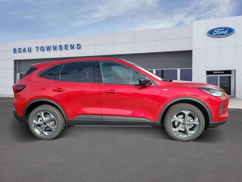 New 2026 Ford Escape ST-Line w/ Cold Weather Package image 3