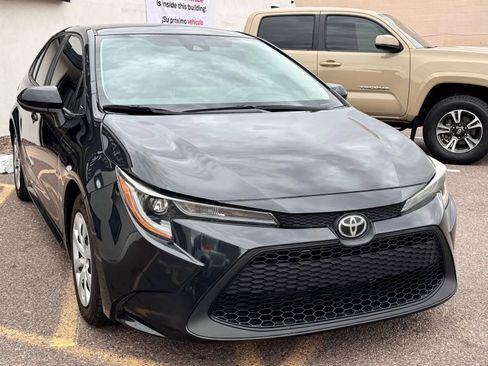 Used 2022 Toyota Corolla LE w/ Carpet Mat Package (TMS) image 2