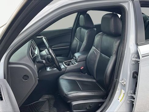 Used 2021 Dodge Charger SXT w/ Leather Interior Group RWD image 25