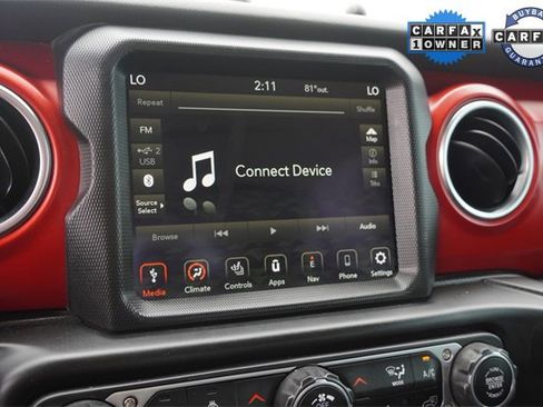 Certified 2022 Jeep Gladiator Rubicon w/ Cold Weather Group image 20