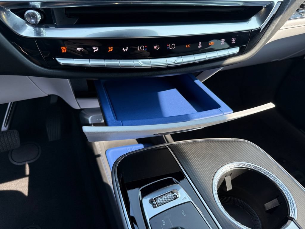 Used 2024 Cadillac Lyriq Luxury RWD image 22