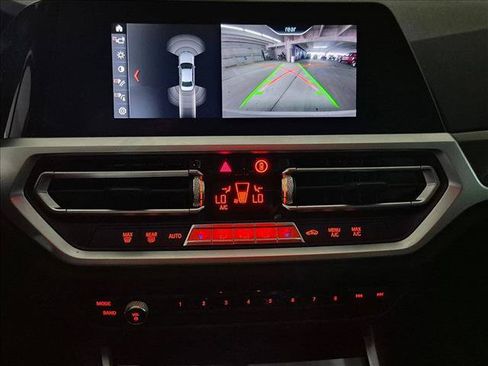 Used 2020 BMW 330i Sedan w/ Driving Assistance Package RWD image 17