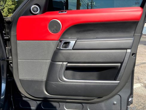 Used 2022 Land Rover Range Rover Sport HSE Dynamic image 22