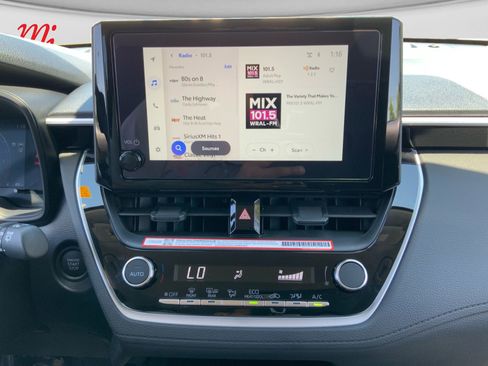 Used 2026 Toyota Corolla Cross LE FWD image 21
