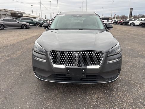 Used 2021 Lincoln Corsair AWD w/ Rear Removable Package Tray image 2