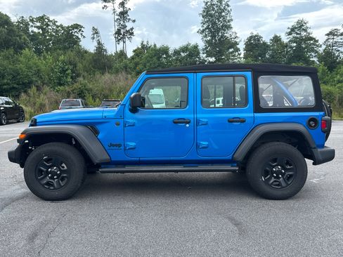 Used 2024 Jeep Wrangler Unlimited Sport AWD/4WD image 8