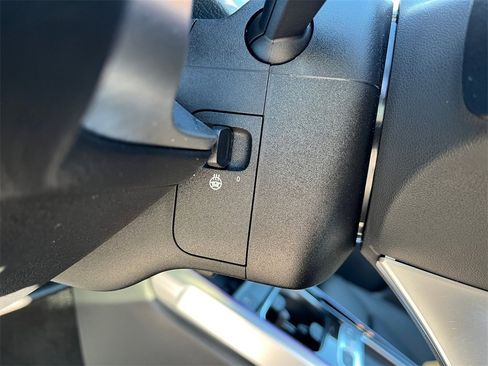 Certified 2025 Mercedes-Benz GLB 250 GLB 250 image 22