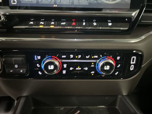 Used 2024 GMC Sierra 1500 SLT w/ SLT Premium Plus Package image 69