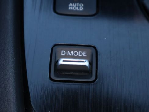 Used 2022 Nissan Rogue SV w/ SV Premium Package FWD image 20