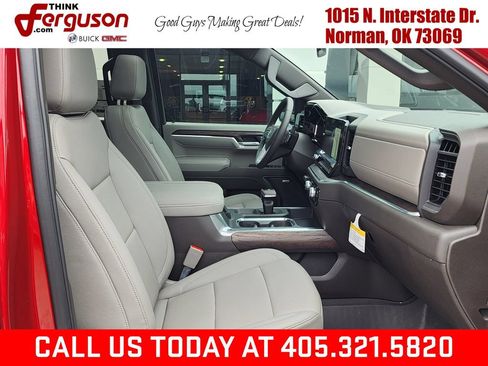 New 2026 GMC Sierra 1500 SLT AWD/4WD image 39