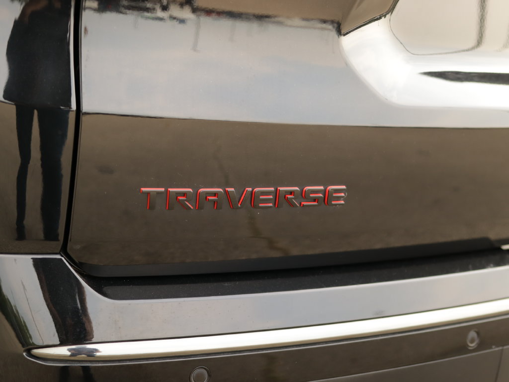 Used 2020 Chevrolet Traverse Premier w/ Redline Edition FWD image 40