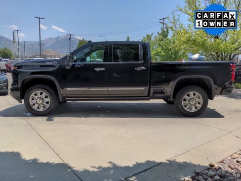 Used 2024 Chevrolet Silverado 2500 High Country w/ High Country Premium Package image 3