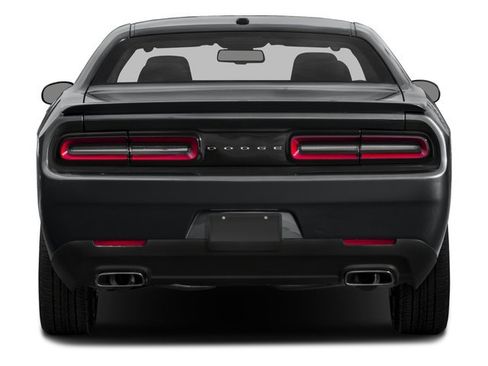 Used 2016 Dodge Challenger SXT RWD image 8