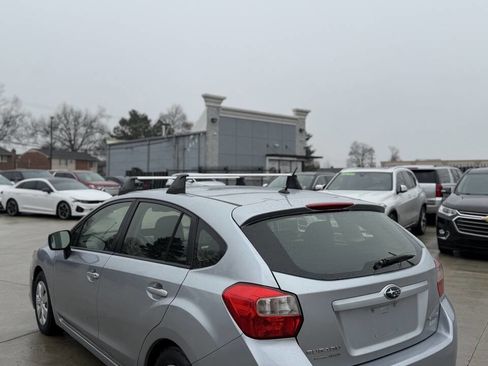 Used 2012 Subaru Impreza 2.0i image 5