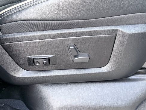 Used 2024 RAM 2500 Laramie image 26