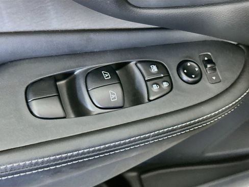 Used 2024 Nissan Murano SV AWD/4WD image 15