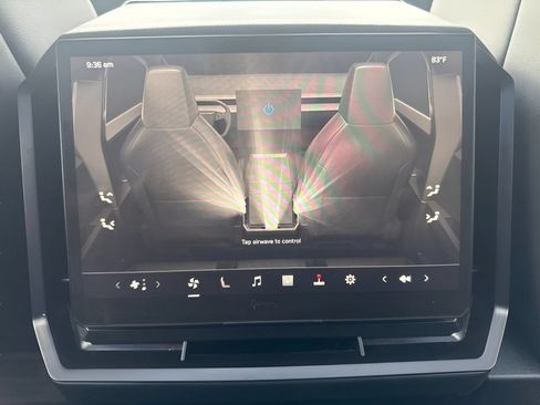 Used 2024 Tesla Cybertruck AWD Crew Cab image 13
