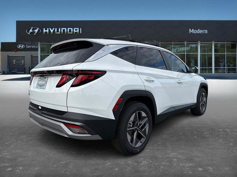 New 2026 Hyundai Tucson SEL image 3