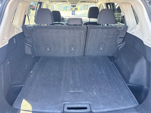 Used 2024 Nissan Rogue SV FWD image 12
